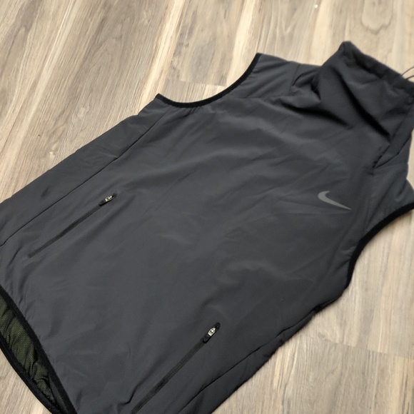 Nike Jackets & Blazers - Nike Aerolayer Women's Running Vest